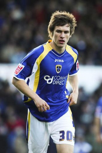 这位颜值高的球员曾遭断腿后,就和死神搭上了