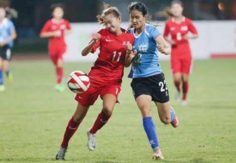 故事 | 中国U16女足队员杨倩--国民妹妹成长记