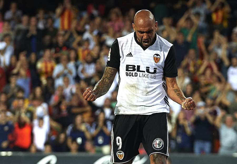 瓦伦5-0马拉加,扎扎8分钟戴帽 - 瓦伦西亚|马拉加|罗德里戈|扎扎|米纳|懂球帝