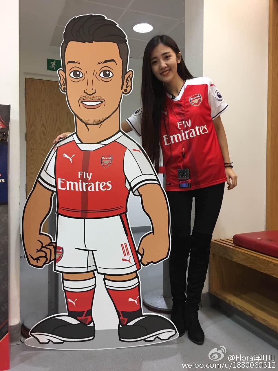 看球听歌:大腿丰满!FIFA OL3桑切斯个人集锦