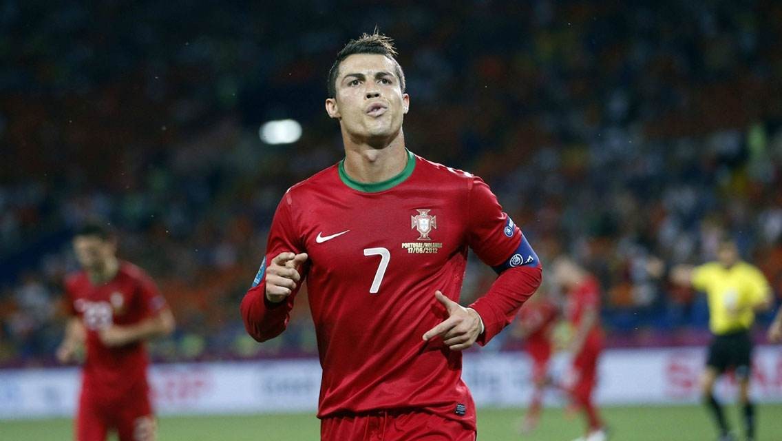 鸽子推球:葡萄牙低调攒人品,高卢雄鸡长歌收米