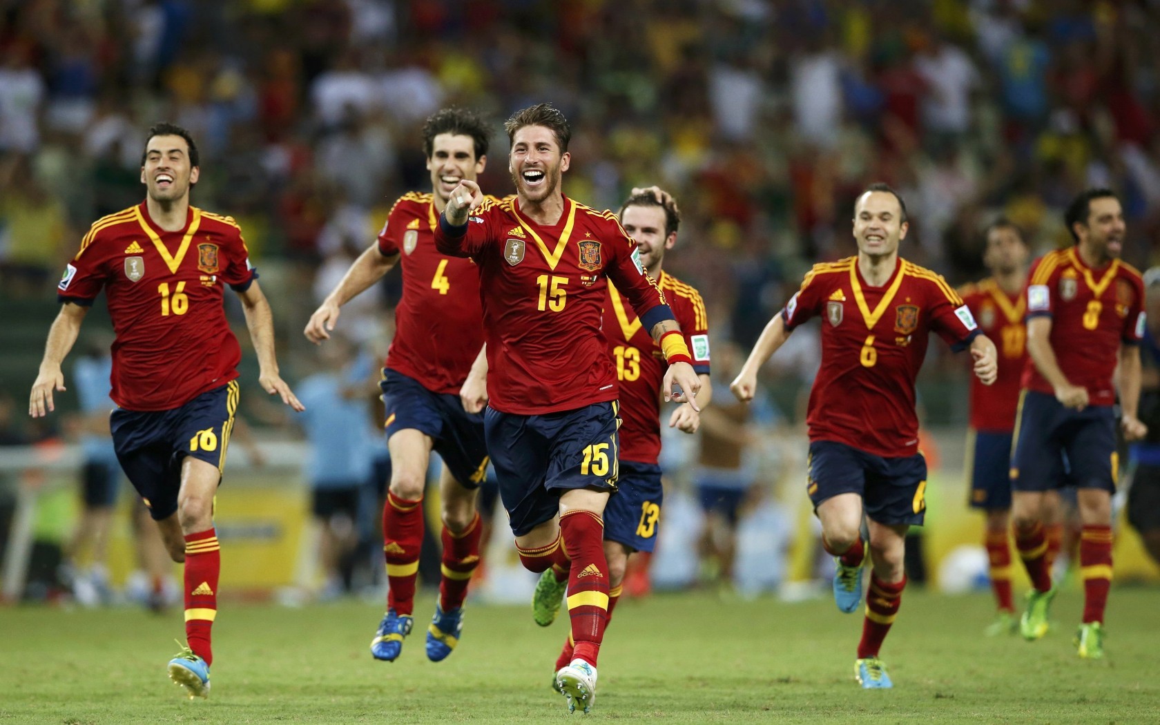 壁纸秀:西班牙国家队 - 懂球帝