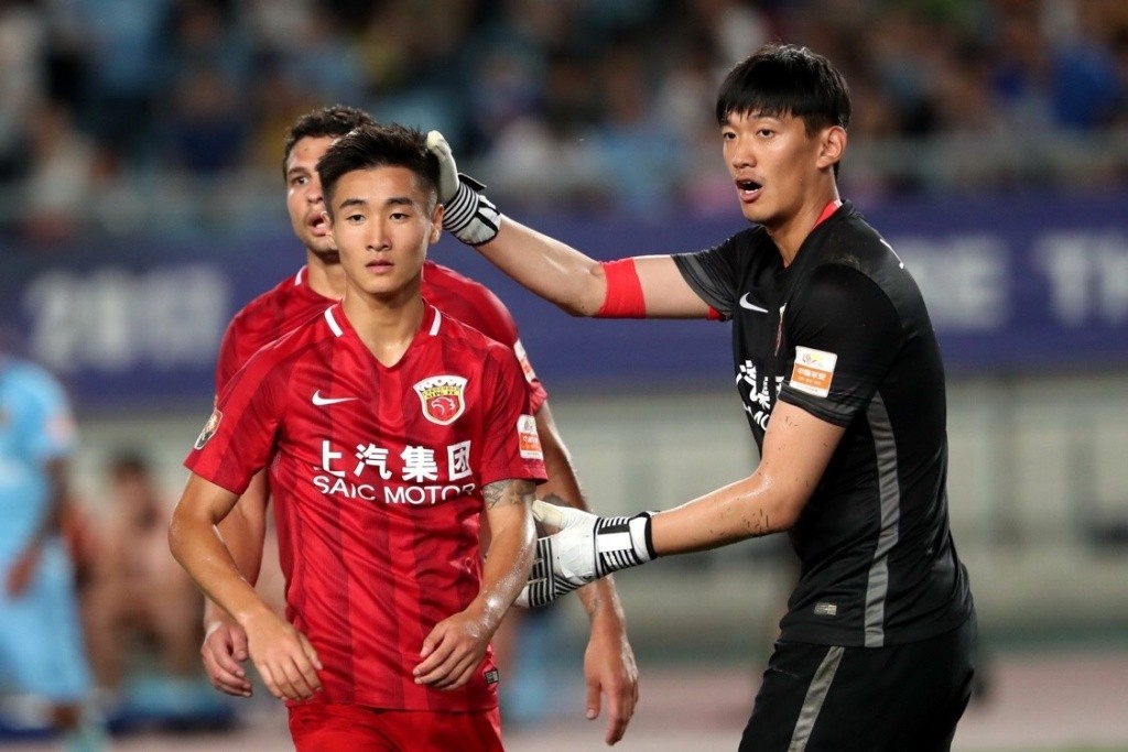 亚冠双红会X耐克球衣对垒丨浦和完胜上港 - 懂