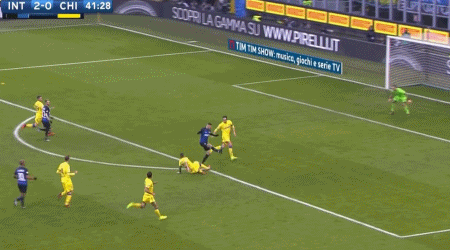 布罗佐维奇vs切沃gif:数据不抢眼,作用很明显