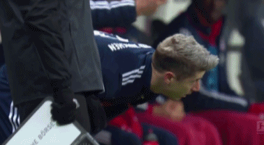 新闻正文   严禁商业机构或公司转载,违者必究;球迷转载请注明来源