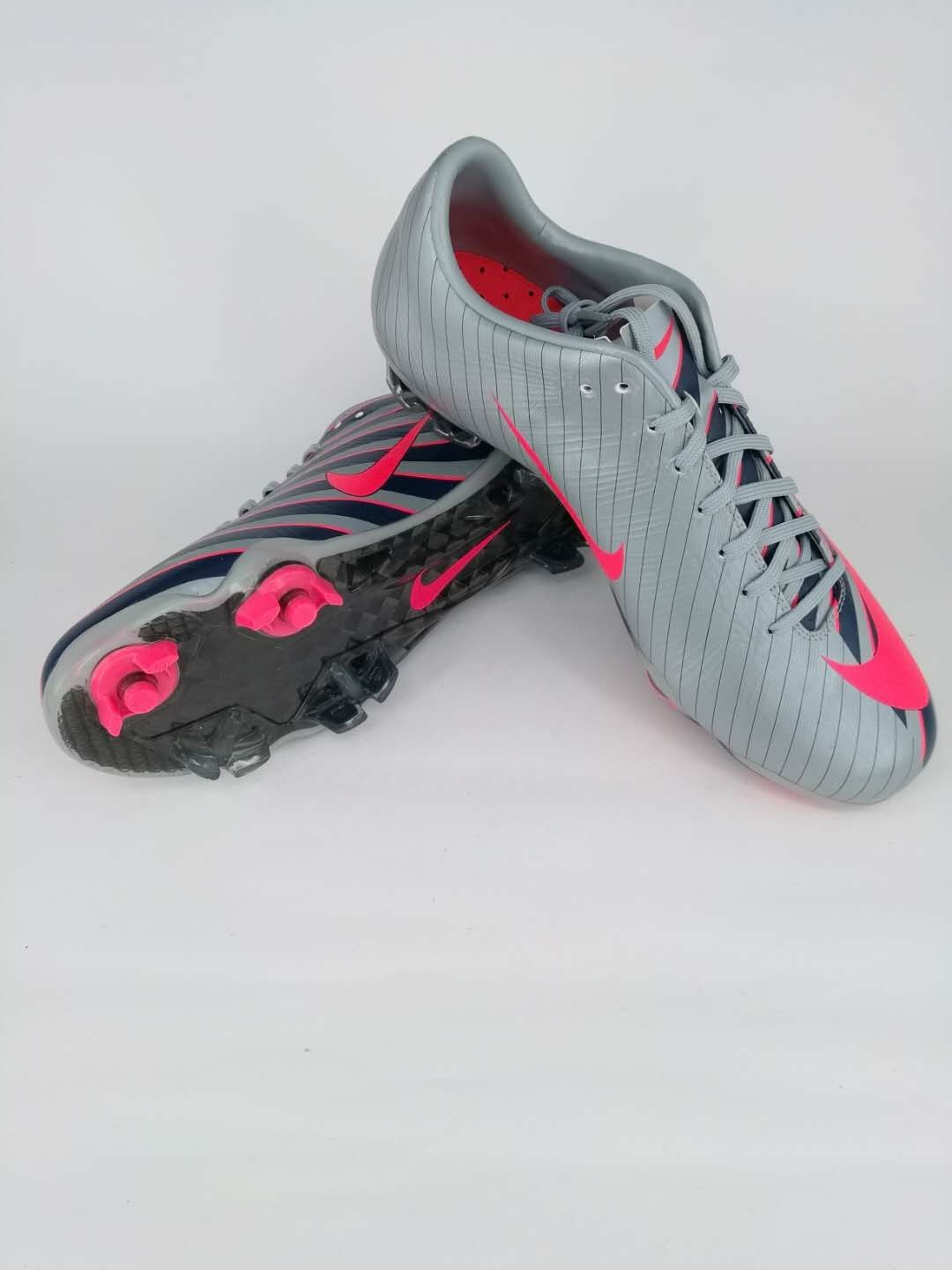 Nike Mercurial Vapor Club Junior FG Football Boots, ￡35.00