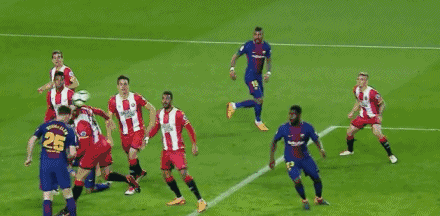 巴萨6-1狂胜,梅西两射一传成联赛助攻王,苏神戴帽库鸟破门