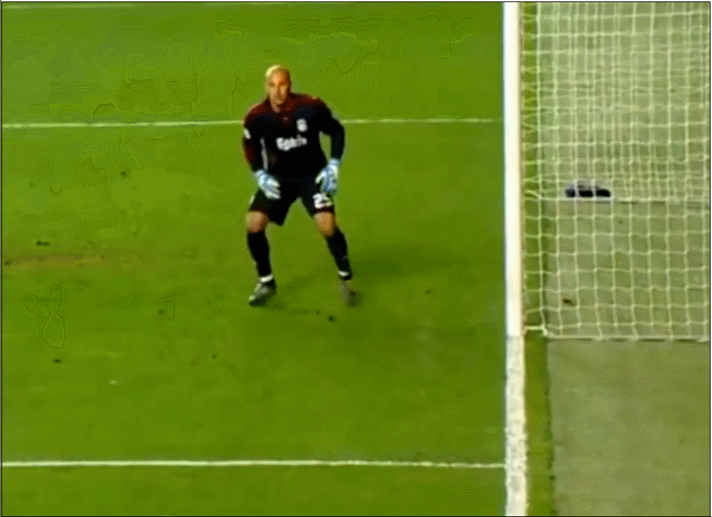 懂球号文章   次回合,虽然双方队长,特里和杰拉德都不能出战,却上演了