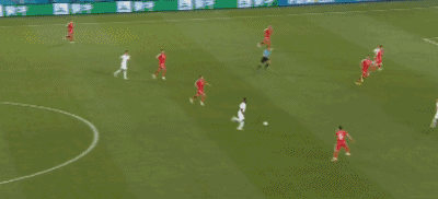 瑞士2-1逆转塞尔维亚,扎卡世界波破门,沙奇里绝杀