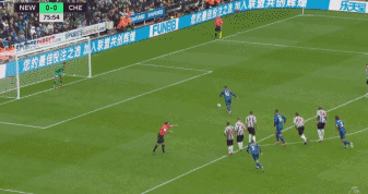 切尔西客场2-1纽卡迎开局三连胜,阿隆索造两球,阿扎尔