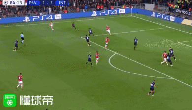 第85分钟,洛萨诺左路拿球内切后突然起脚远射,皮球稍稍高出门楣.