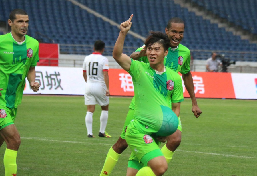 中甲综述:黄海胜超越紧追榜首,新疆取四连胜