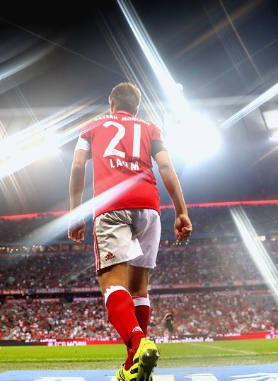 莱万:我们没有一直压制不莱梅