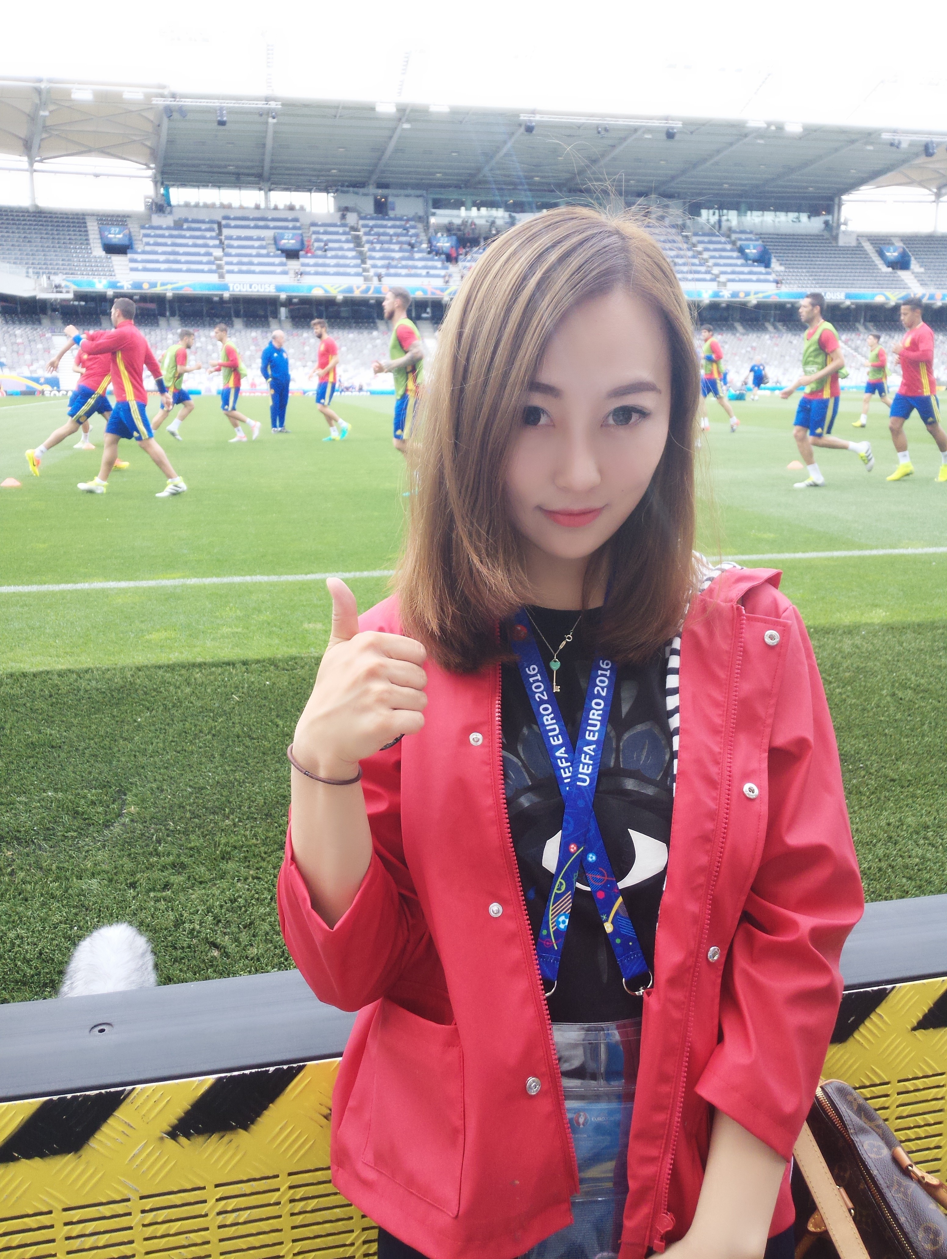 女球迷采访:把足球变成事业的皇马球迷kaiyu 