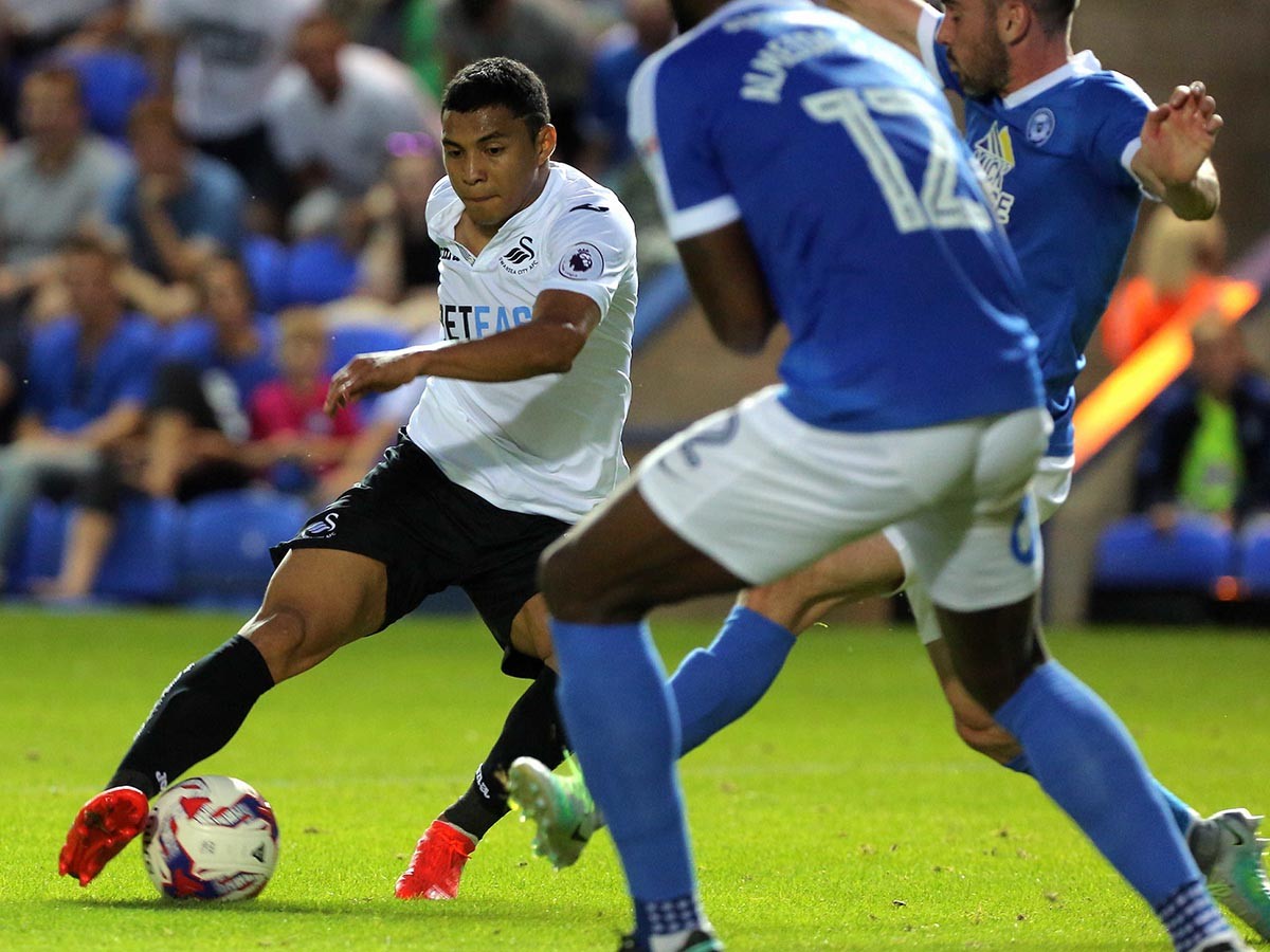 斯旺西官方宣布,球队与厄瓜多尔边锋蒙特罗续约.