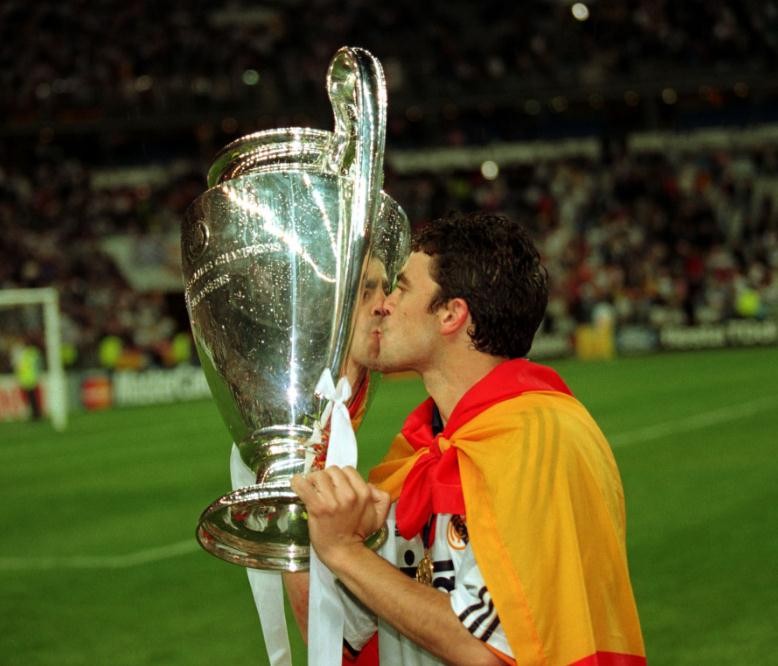 18大择一城终老球星:托蒂领衔 肇俊哲入围