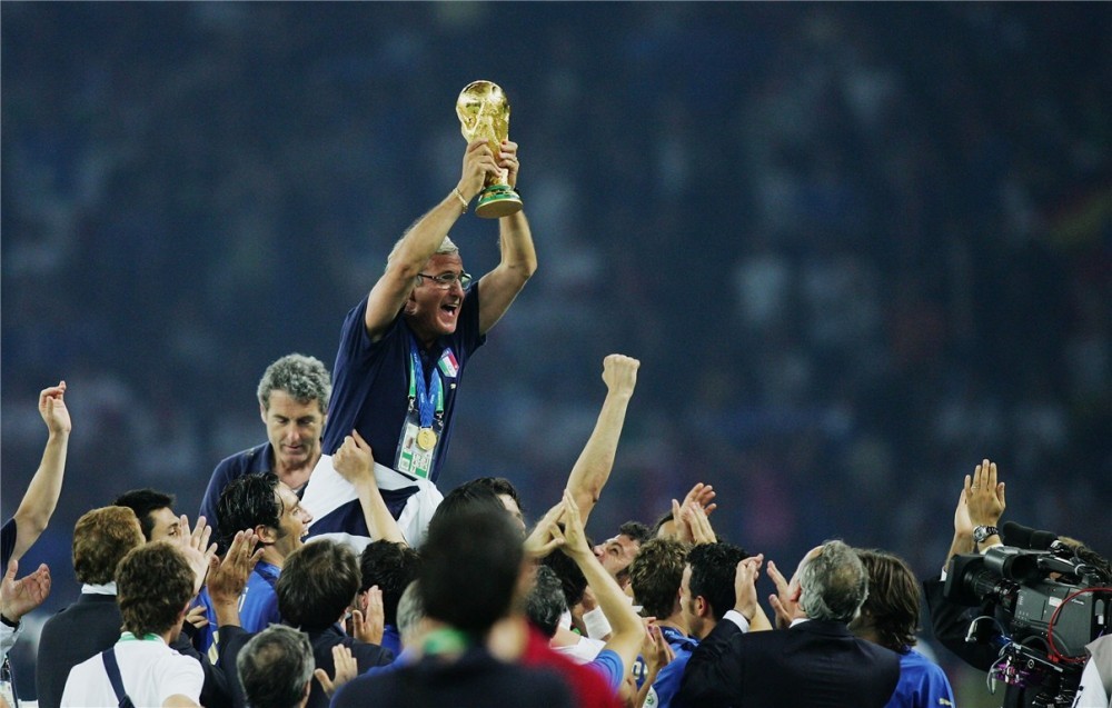 最佳人选,最好时机!里皮执教国足优势多