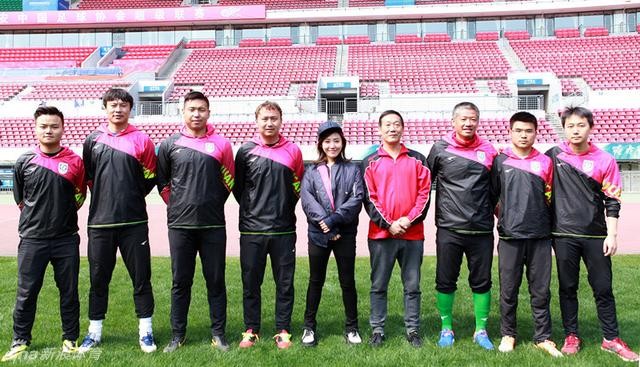 去年年底,贵州智诚发文宣布,恒丰以入股的形式投资智诚,俱乐部更名为