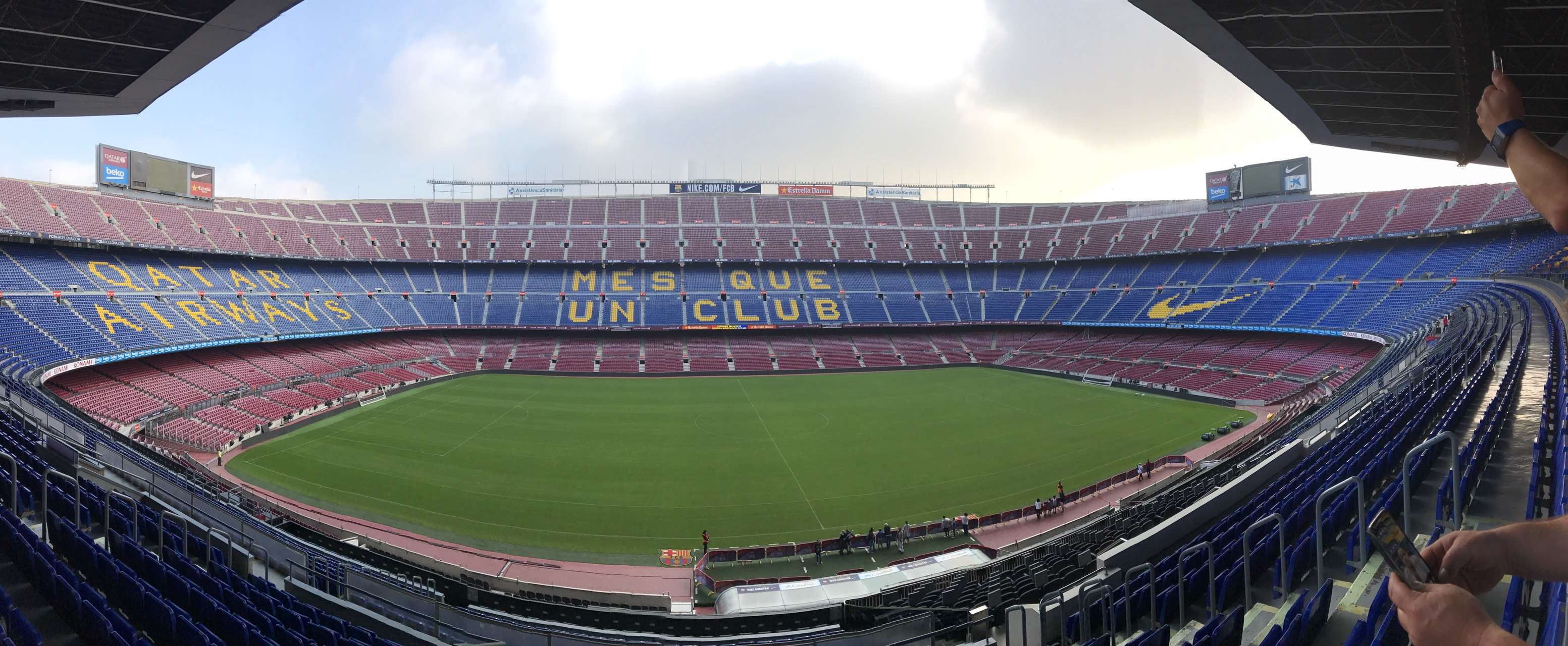 诺坎普迎来第1500场比赛,巴萨发布震撼宣传片