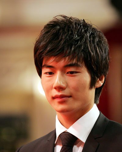 脚趾骨折,奇诚庸缺阵两周