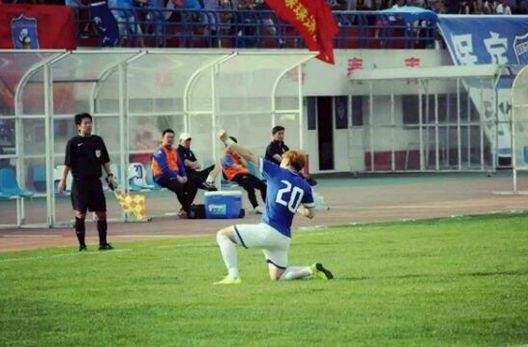 中乙联赛最佳球员、最佳射手、头球王,中甲新