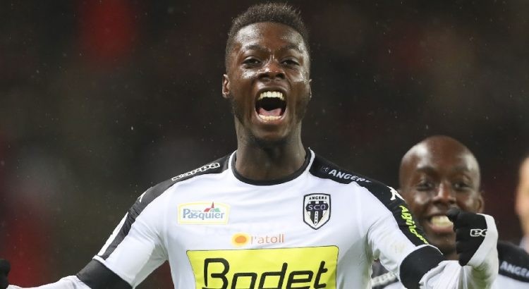 买边锋,英格兰三队要昂热小将