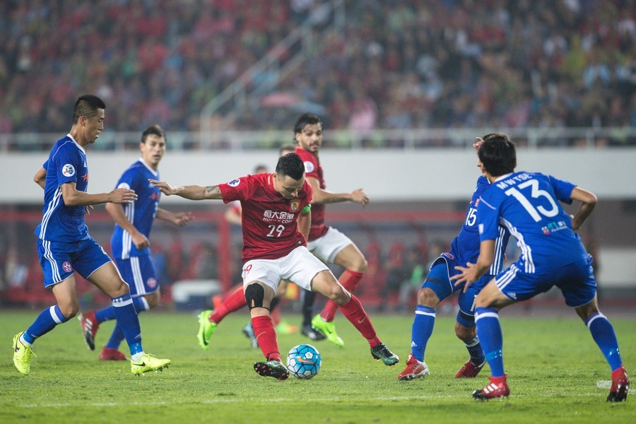 东方惨败,香港球迷:神仙难救 - 广州恒大淘宝|东