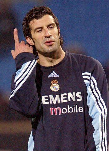 菲戈在巴萨:从英雄和队长,到犹大和叛徒