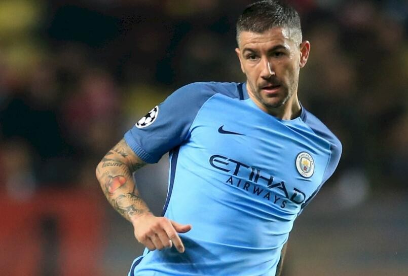 科拉罗夫:踢好足总杯和联赛吧