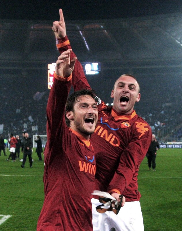 年薪250万欧,德罗西接近续约