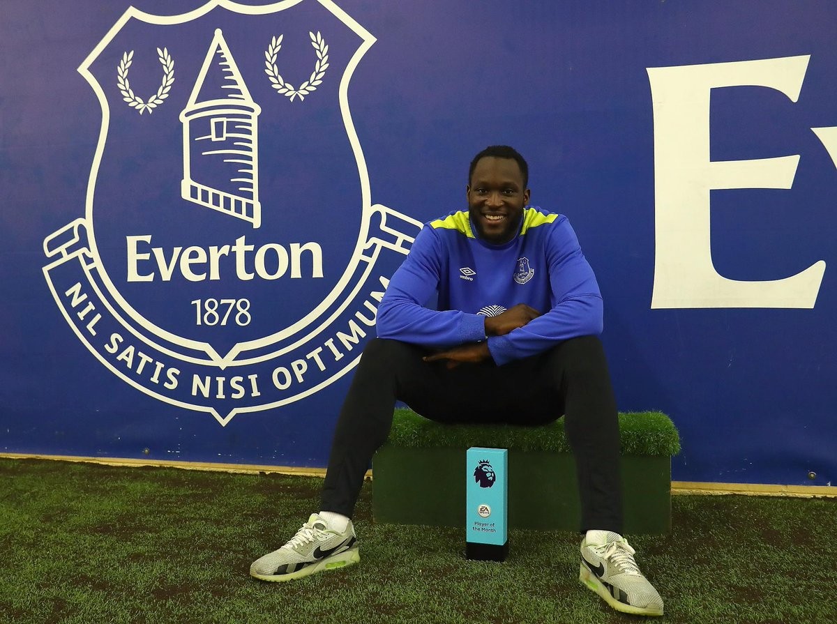 根据英超官方消息,埃弗顿前锋卢卡库当选英超3月最佳球员.