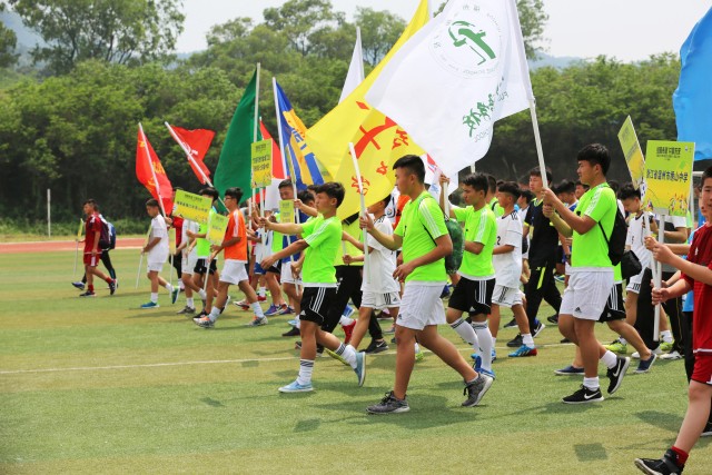 中国校园足球初中联赛 广州0:1成都 武汉获7:0