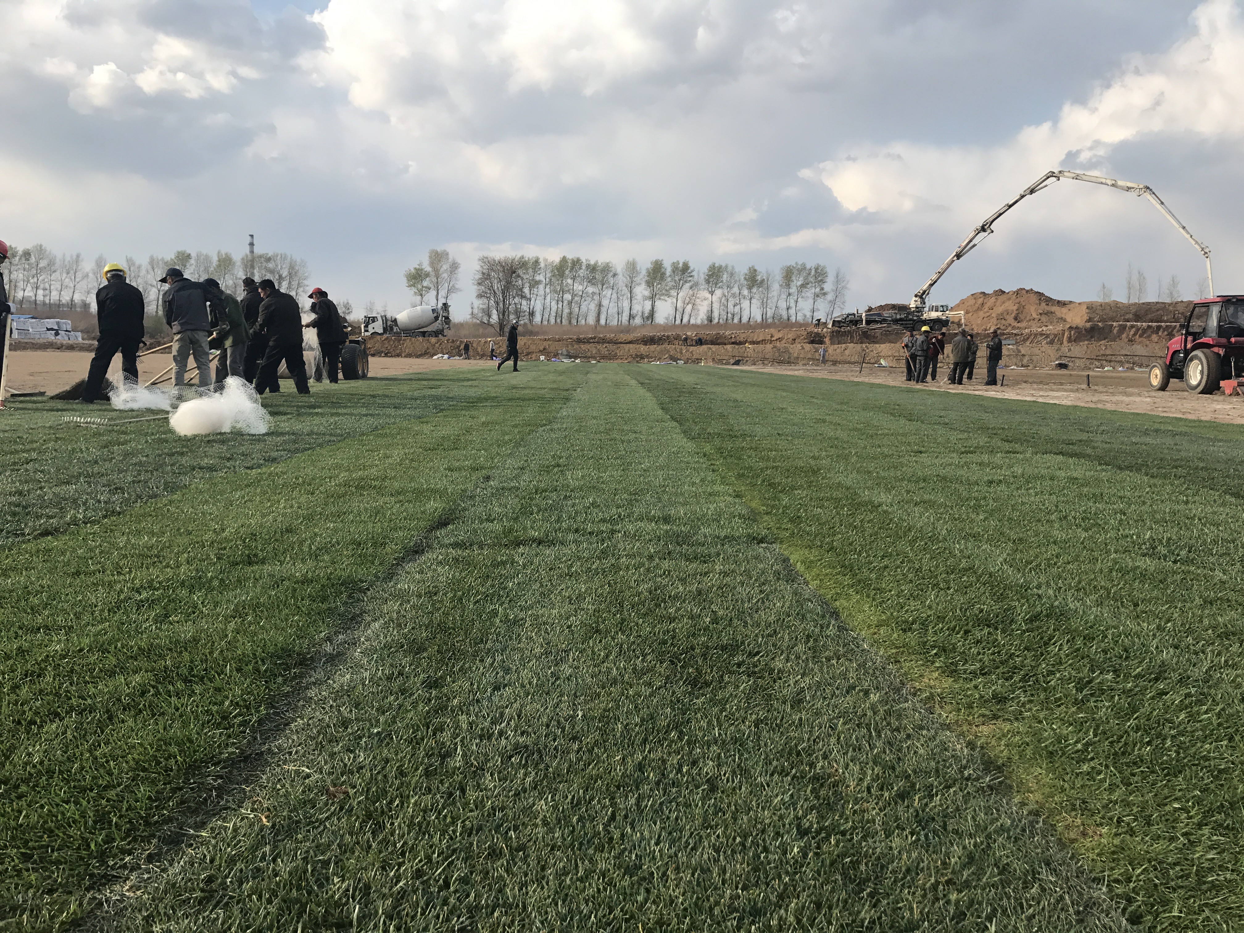 亚泰足球新基地开始铺设草坪 - 长春亚泰|懂球帝