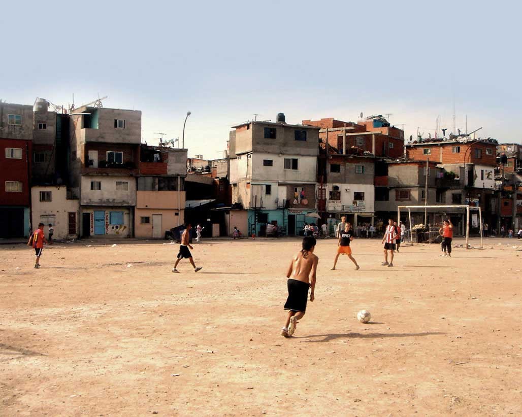 巴西街头足球门将炙手可热:他们通过app租借门