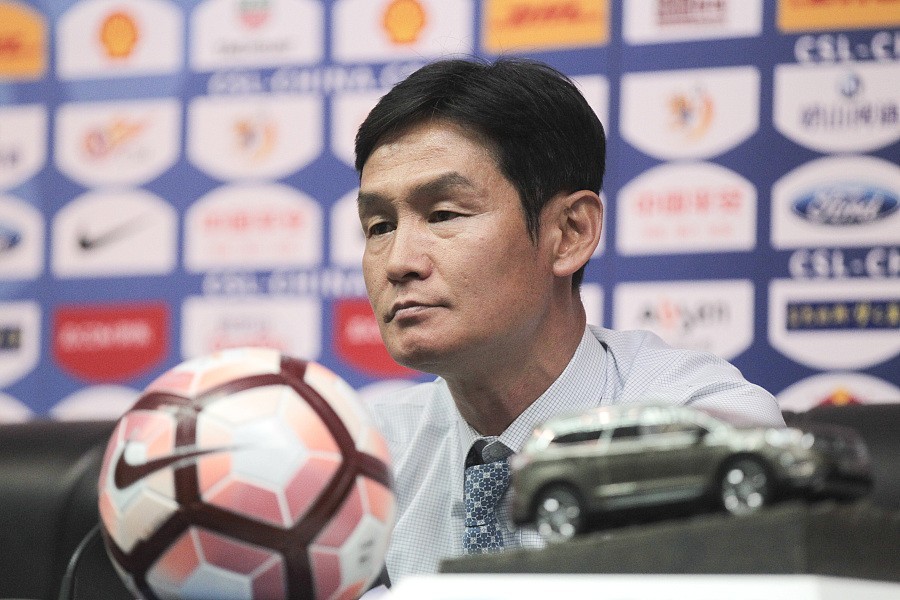 早报:一觉醒来,都没夺冠 - 广州恒大淘宝|曼联|利