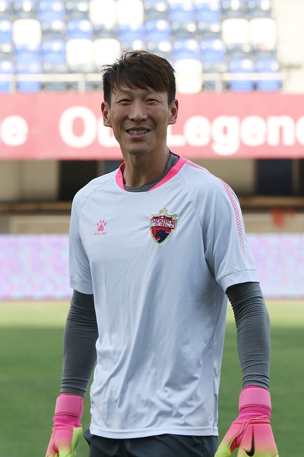 图集:永昌深足踩场,关震与老队友热情寒暄