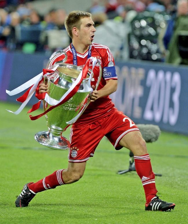 新闻正文  欧冠冠军 这是个体现团队足球的冠军,要与那些欧洲的顶级