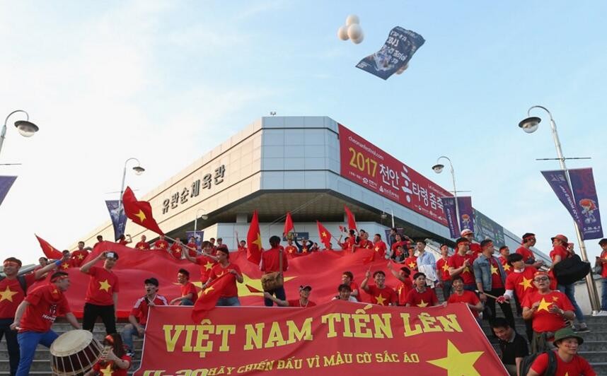 初登世界舞台,世青赛首战创历史,越南足球何以