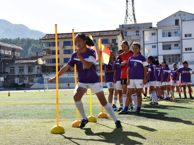 陕西省留坝县丨一个山区小县的校园足球战术