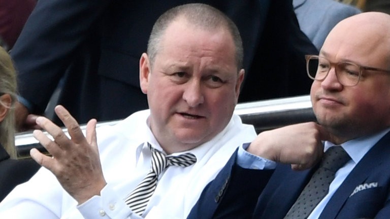 据天空体育报道,纽卡斯尔俱乐部老板阿什利最近收到了很多收购俱乐部