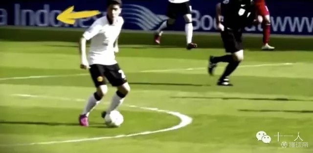 足球意识:怎样踢好足球的前腰位置?