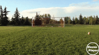 足球训练:如何练习非惯用脚射门?