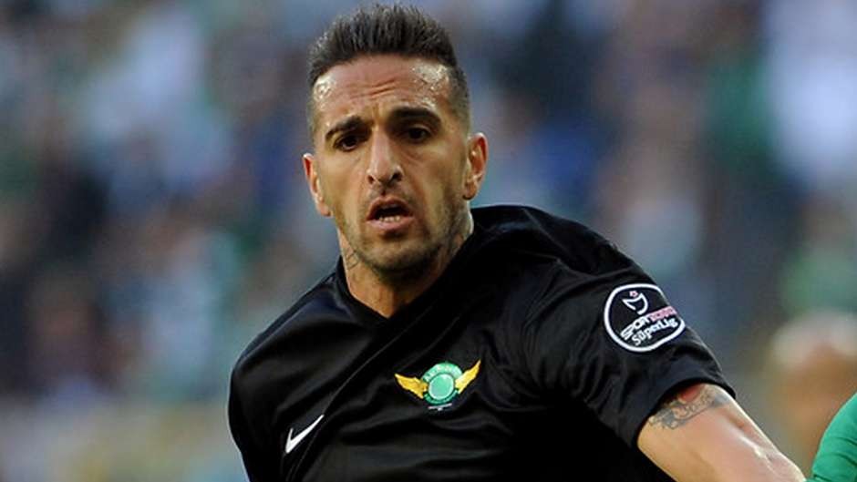 葡萄牙体育官方确认,球队已经与葡萄牙后卫米格尔-洛佩斯(miguel