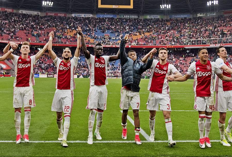 荷兰国家德比!阿贾克斯主场2-1战胜费耶诺德