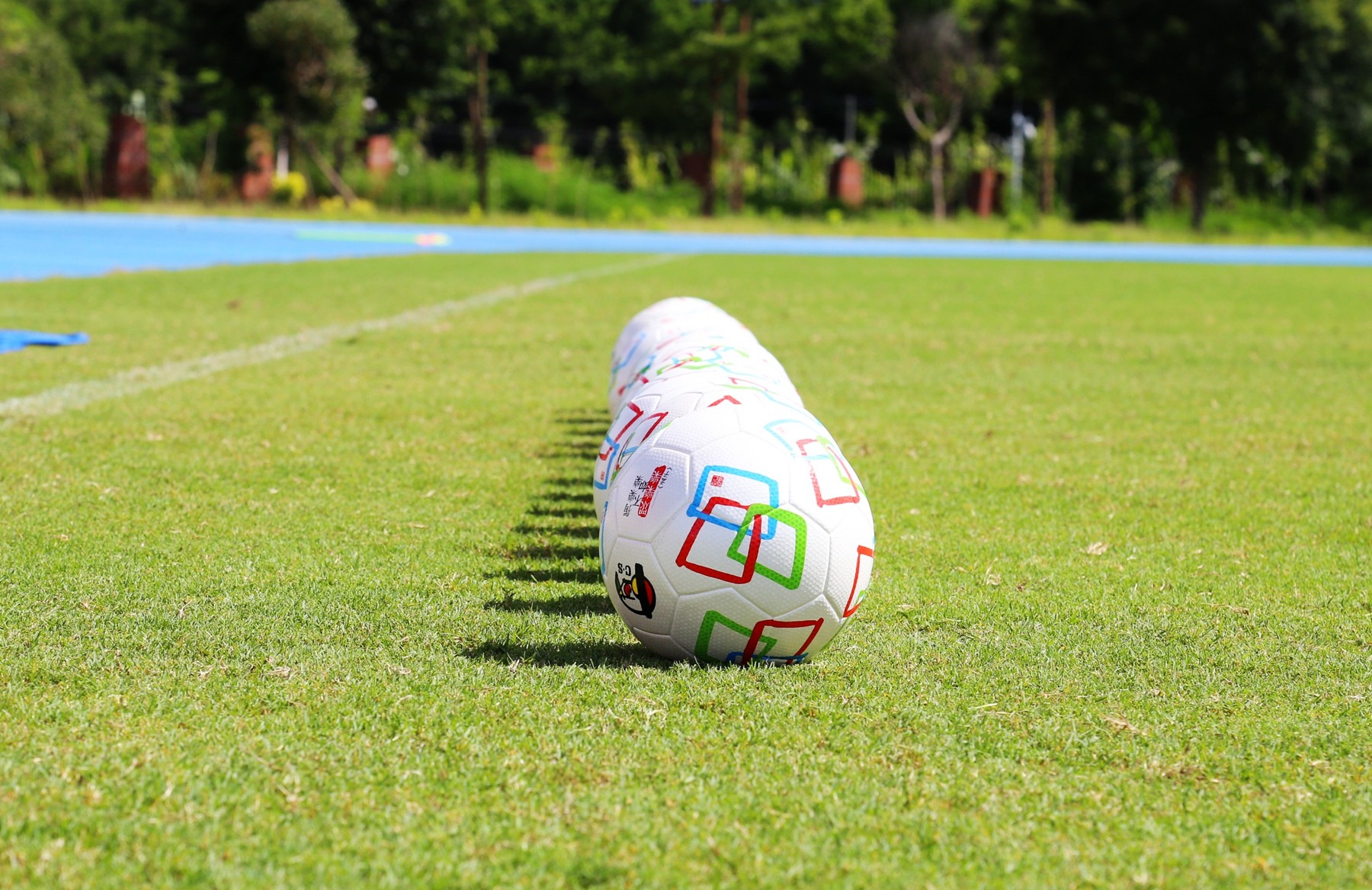 喔~150名深圳娃梅州寻梦足球!