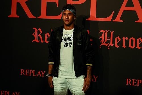 FM模拟:内马尔能否帮巴黎赢回联赛冠军? - 巴