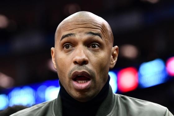 亨利:这比赛令人无法接受