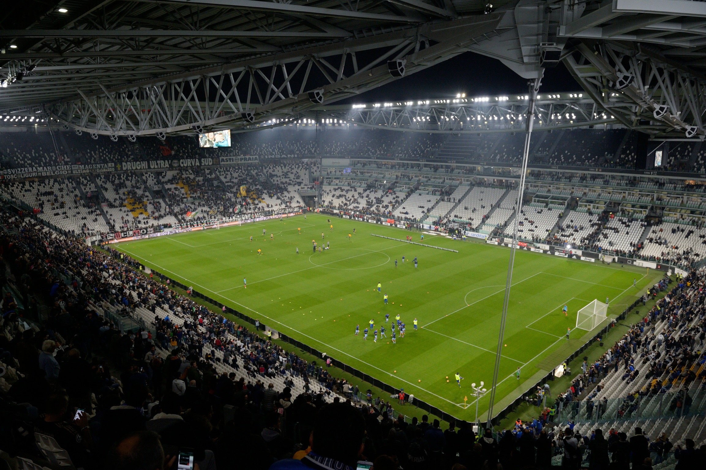 尤文安联球场6岁啦!在这里你还记得多少斑马军团的辉煌时刻