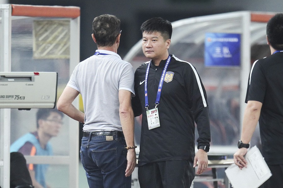 赛后随苏宁来到济南的李金羽也接受了媒体的采访.