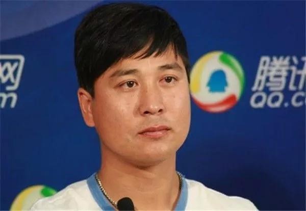 大家好,给大家介绍一下,这是国足近20年来的最